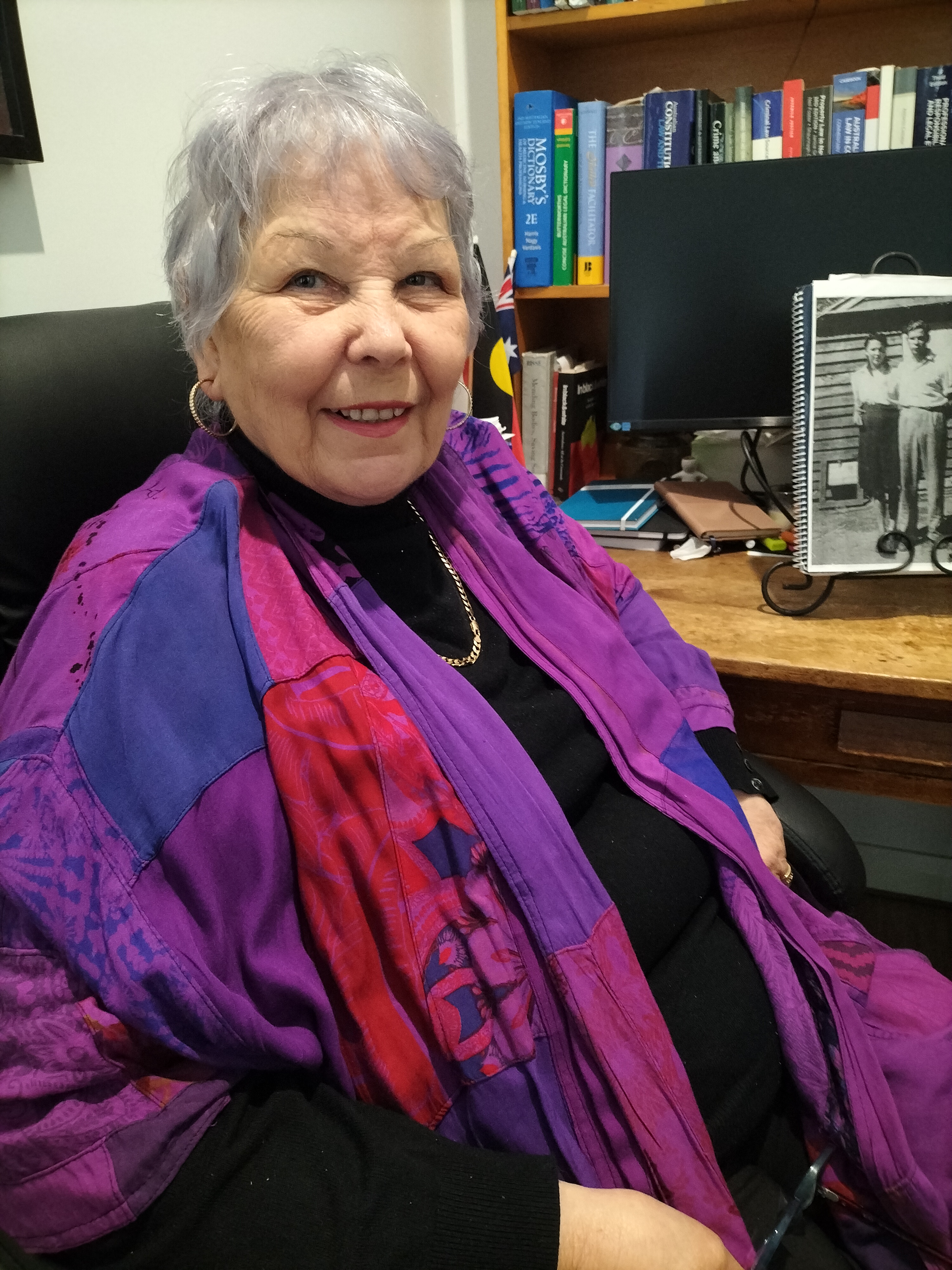 Lynda Holden